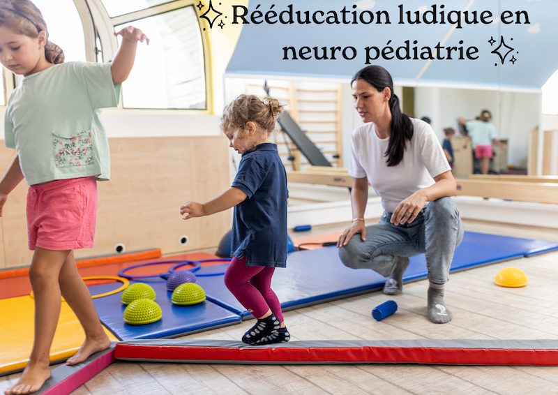 séance de kinésithérapie ludique pour des enfants porteurs d'un handicap d'origine neurologique